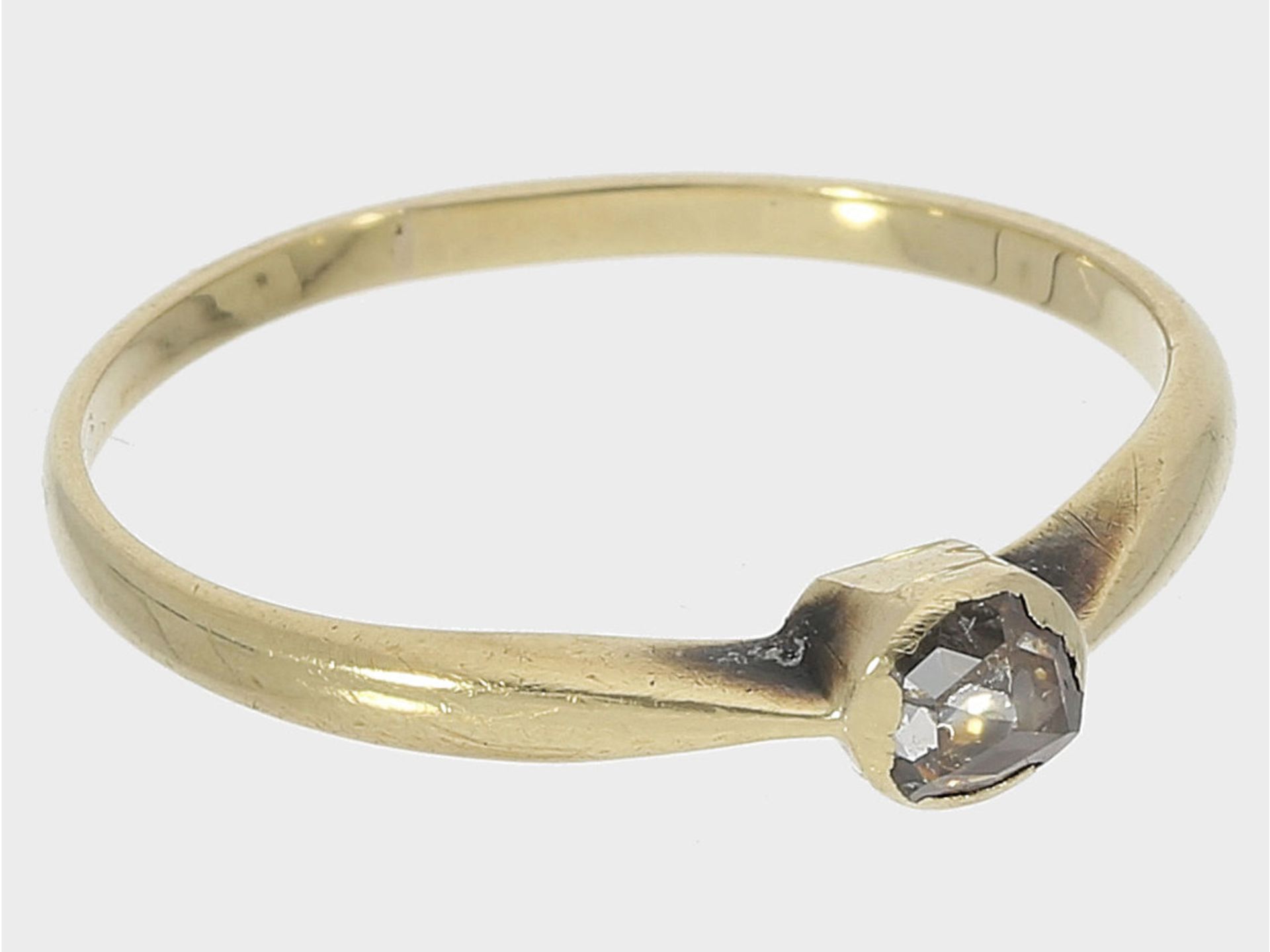 Ring: zarter antiker Goldring mit Diamantrose - Bild 2 aus 2