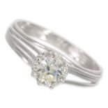 Ring: sehr dekorativer Goldring mit einem Altschliff-Diamanten von ca. 0,8ct, 18K Gold