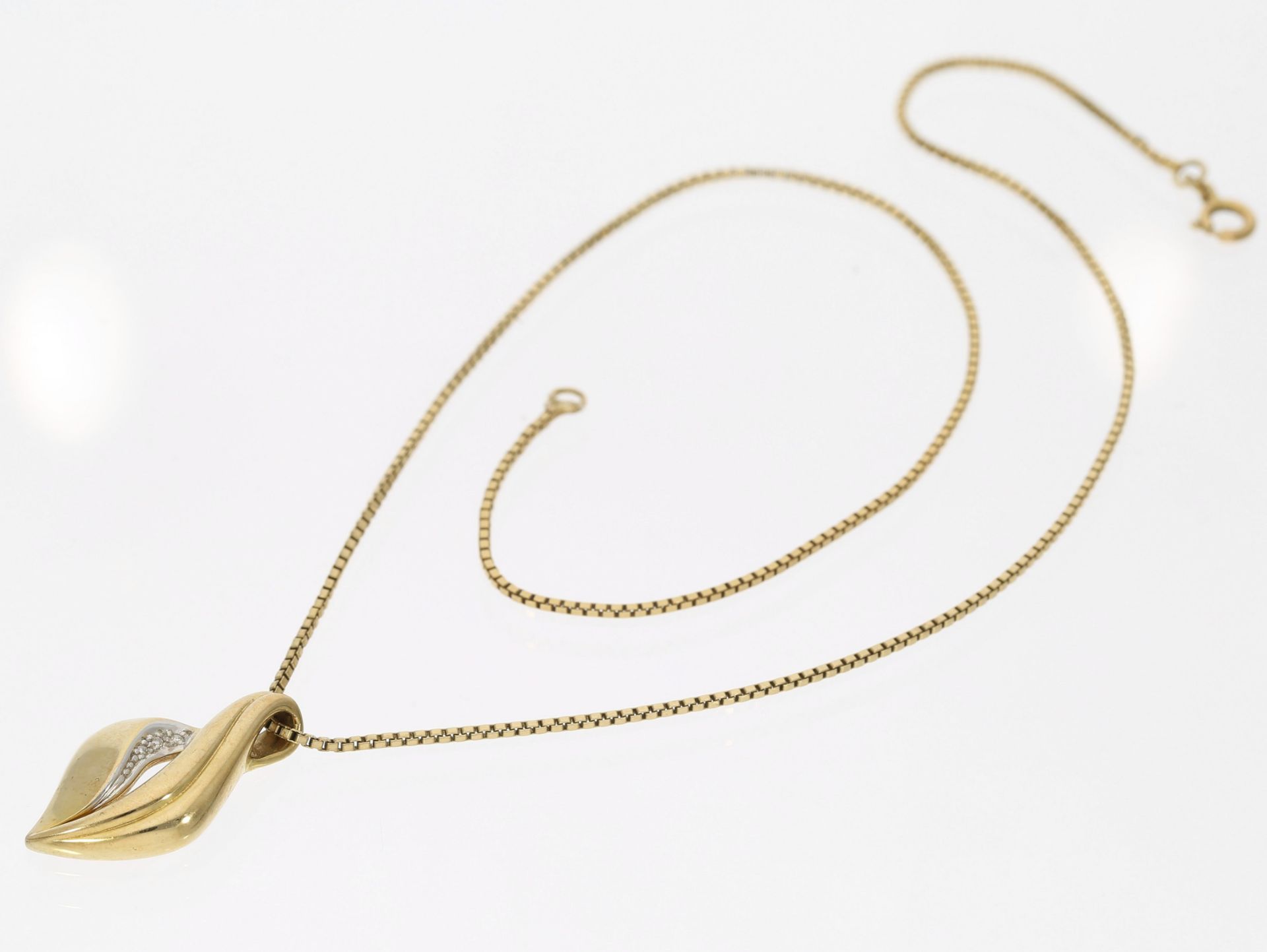 Kette/Collier: attraktives gelbgoldenes vintage Collier mit kleinen Diamanten, 14K Gold - Image 2 of 2