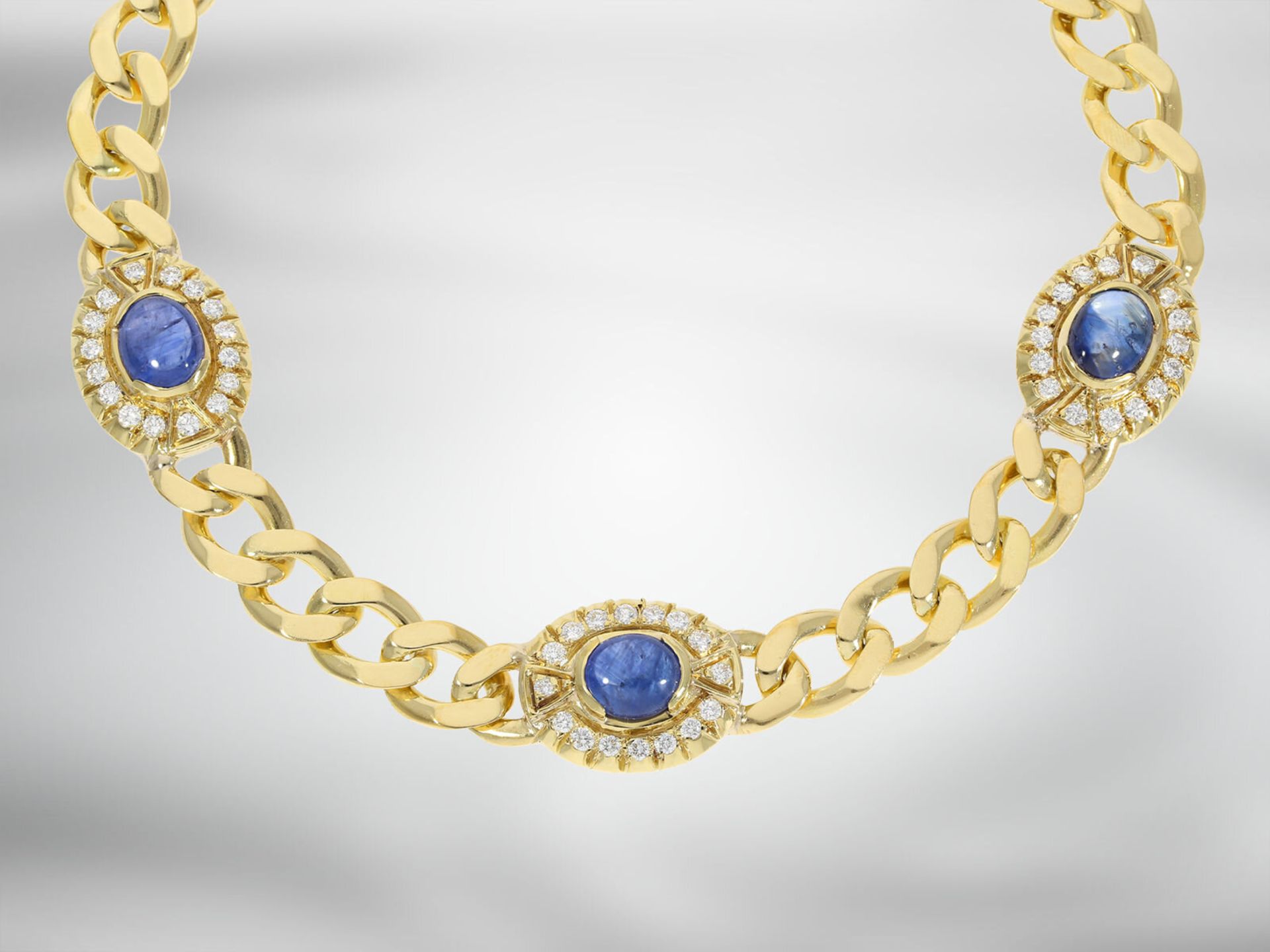 Necklace/Collier: like new very decorative necklace with sapphires and diamonds, total ca. 18,4ct, 1