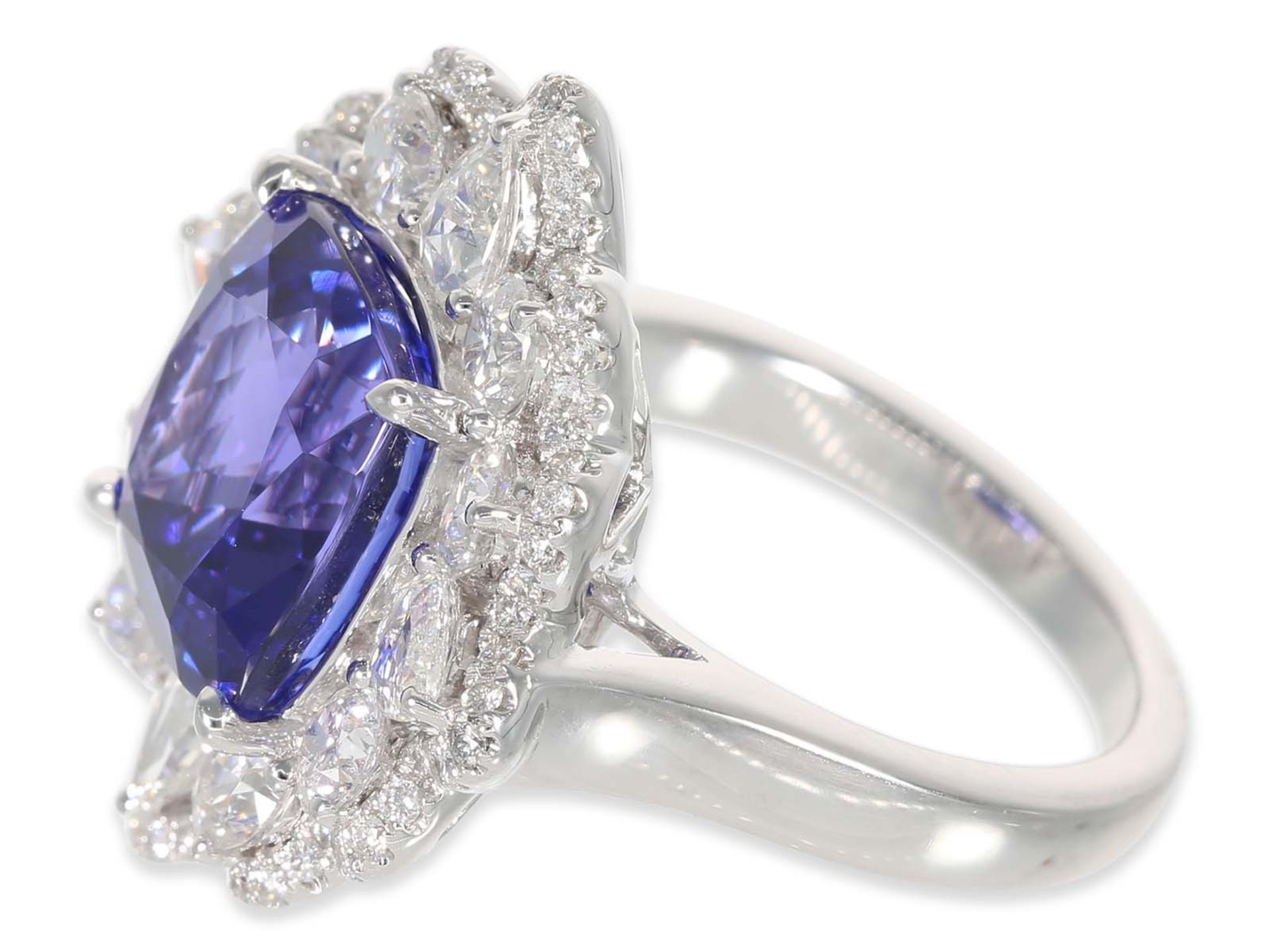 Ring: precious, very high quality and unworn goldsmith ring with beautiful good quality tanzanite, 8 - Image 2 of 6