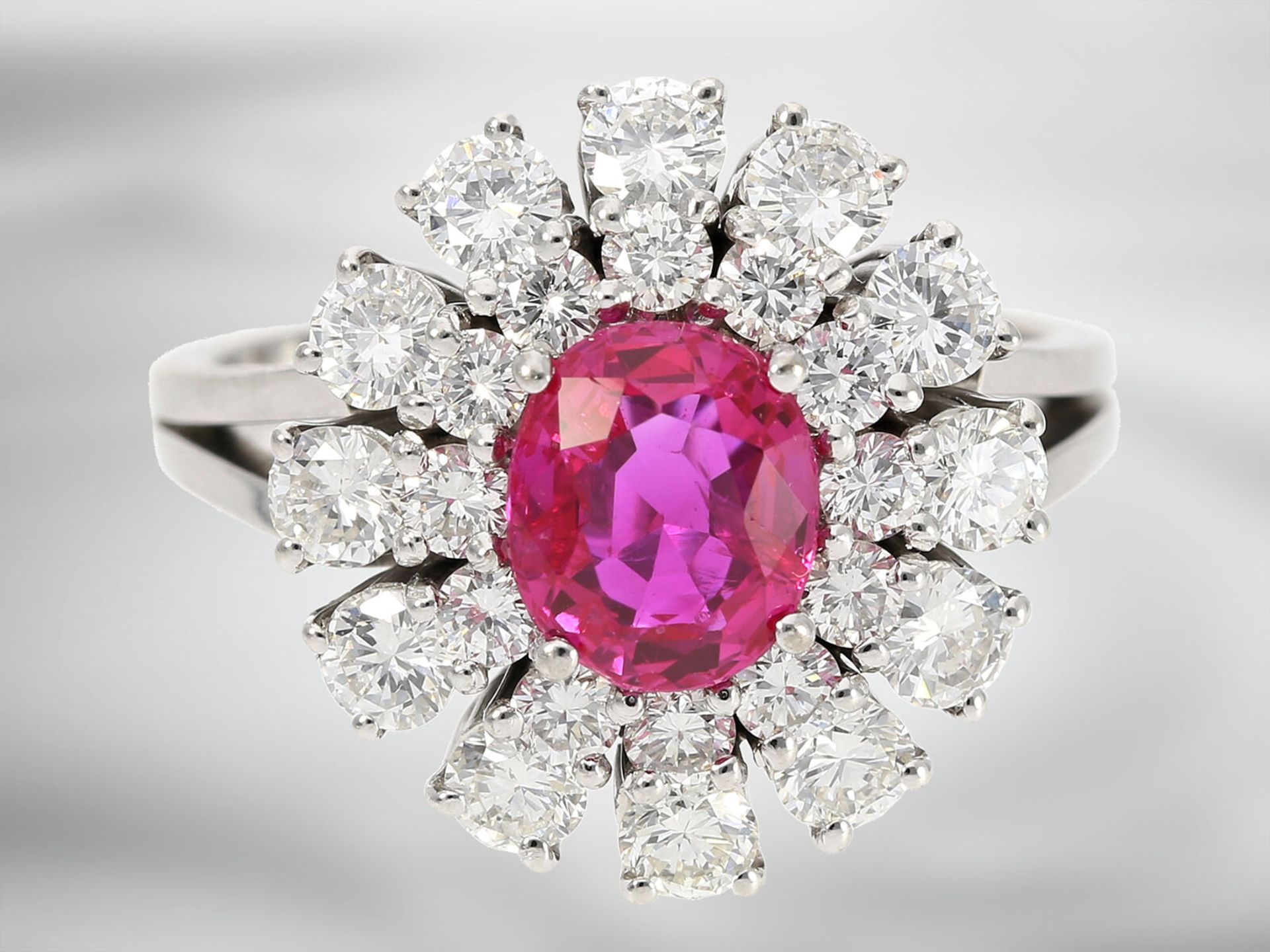 Ring: like new, precious ruby ring with diamonds, total approx. 2.25ct, 18K white gold, handmade