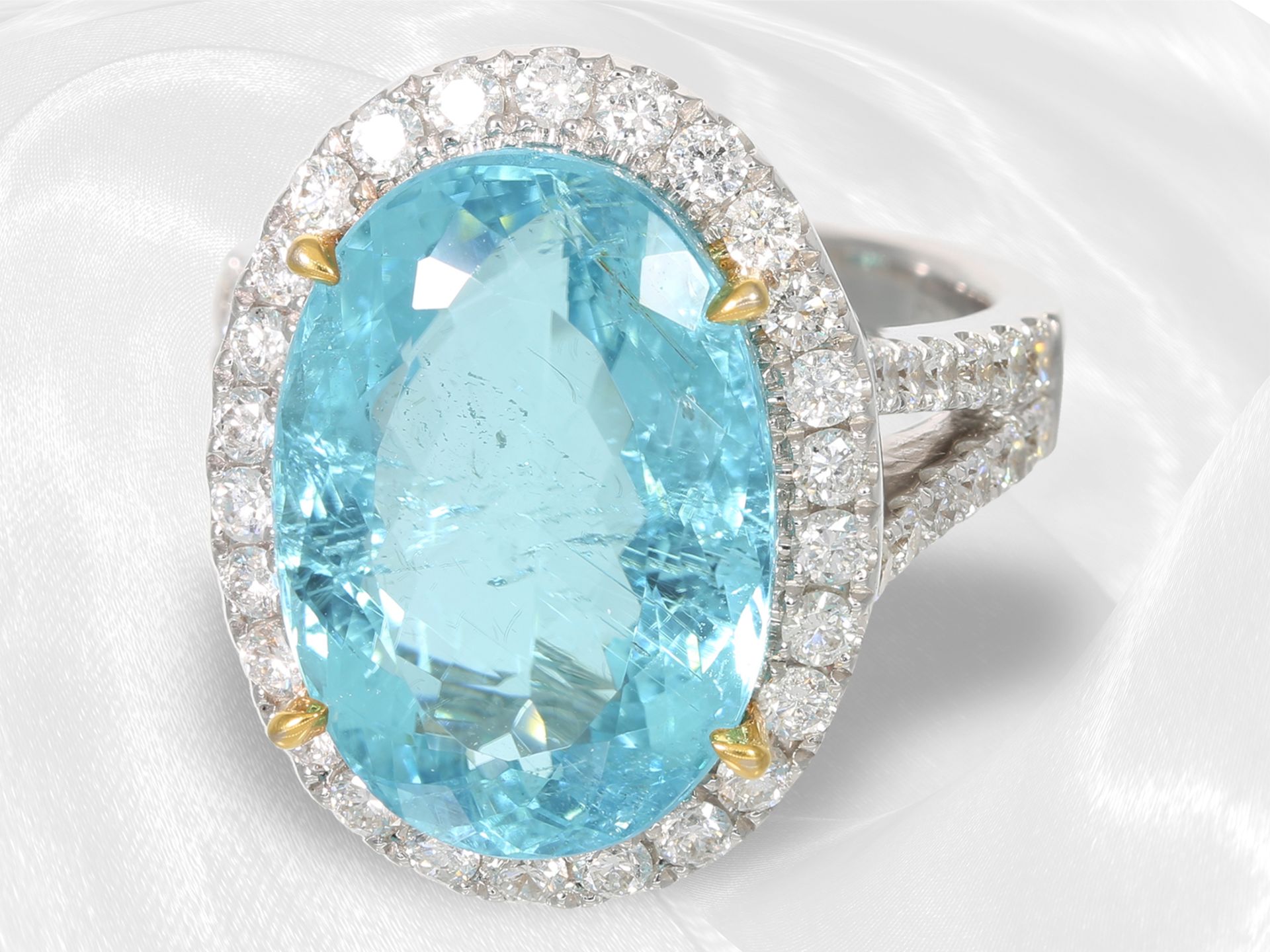 Ring: äußerst luxuriöser Brillantring mit wunderschönem, extrem seltenen Cuprian-Elbaite "Paraiba" - Bild 3 aus 8