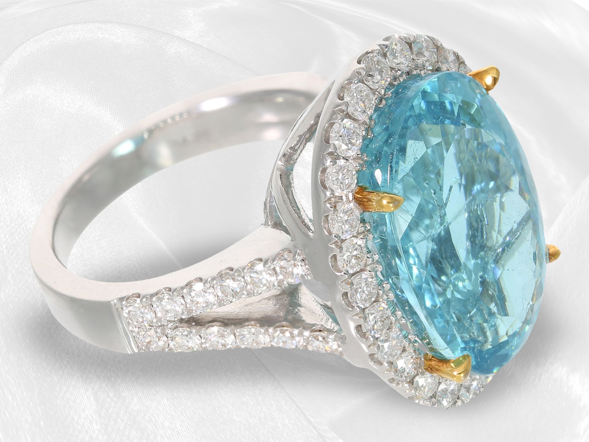 Ring: äußerst luxuriöser Brillantring mit wunderschönem, extrem seltenen Cuprian-Elbaite "Paraiba" - Bild 7 aus 8