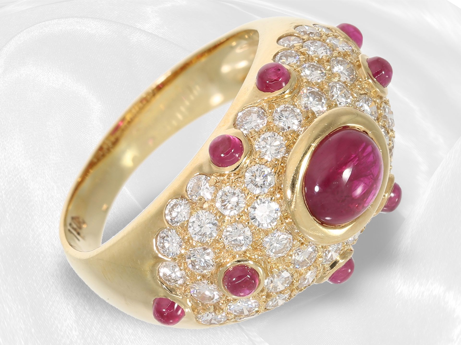 Ring: attraktiver und ausgefallener Rubin/Brillant-Designer-Goldschmiedering, ca. 2,32ct, Handarbeit - Bild 2 aus 3