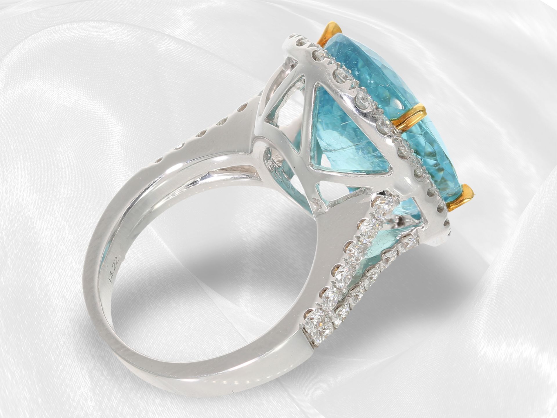 Ring: äußerst luxuriöser Brillantring mit wunderschönem, extrem seltenen Cuprian-Elbaite "Paraiba" - Bild 8 aus 8