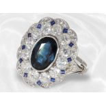 Ring: interessanter antiker Platin-Saphirring mit Diamanten, insgesamt ca. 3,88ct