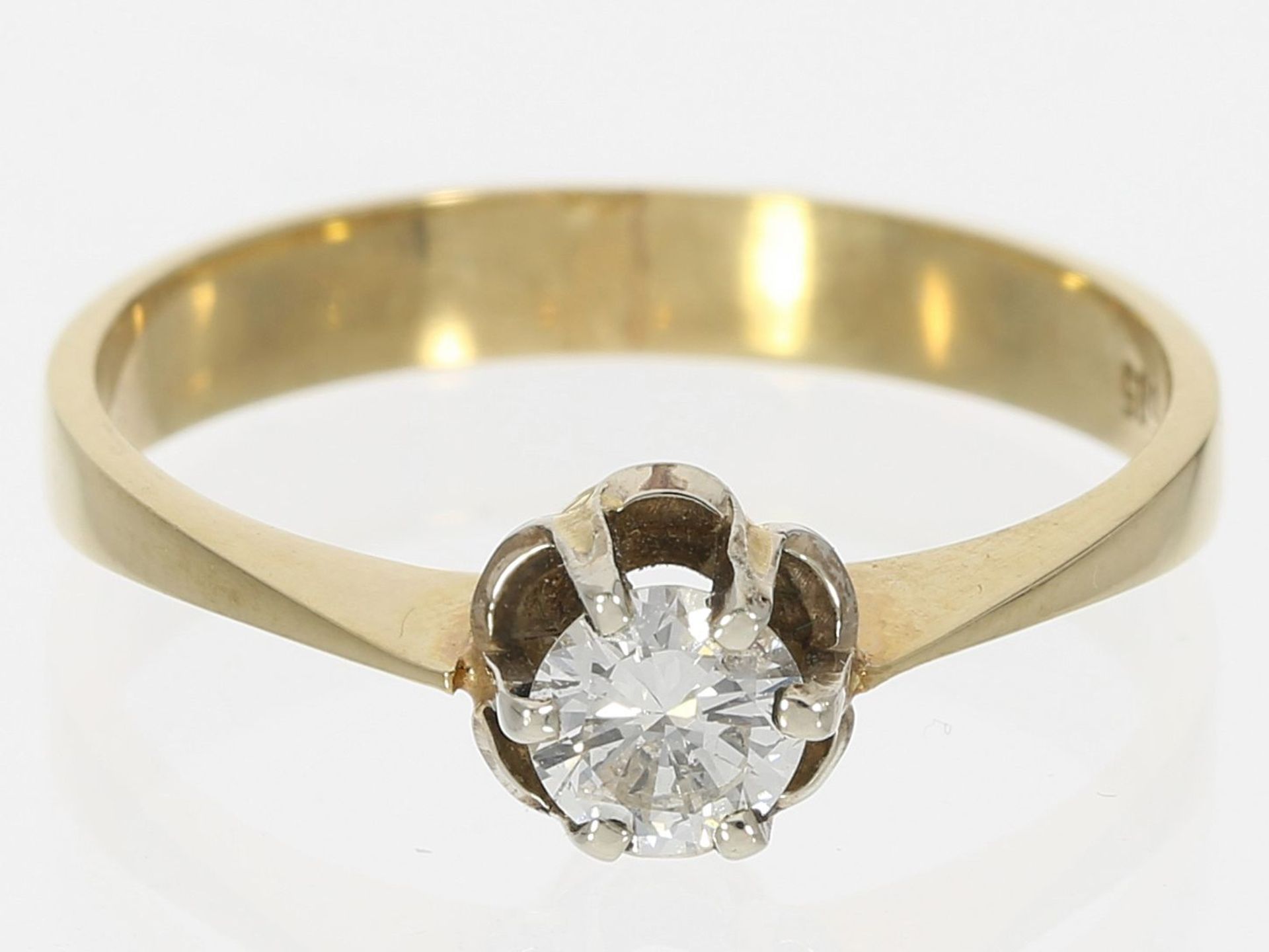 Ring: alter Brillant-Goldschmiedering, ca. 0,33ct