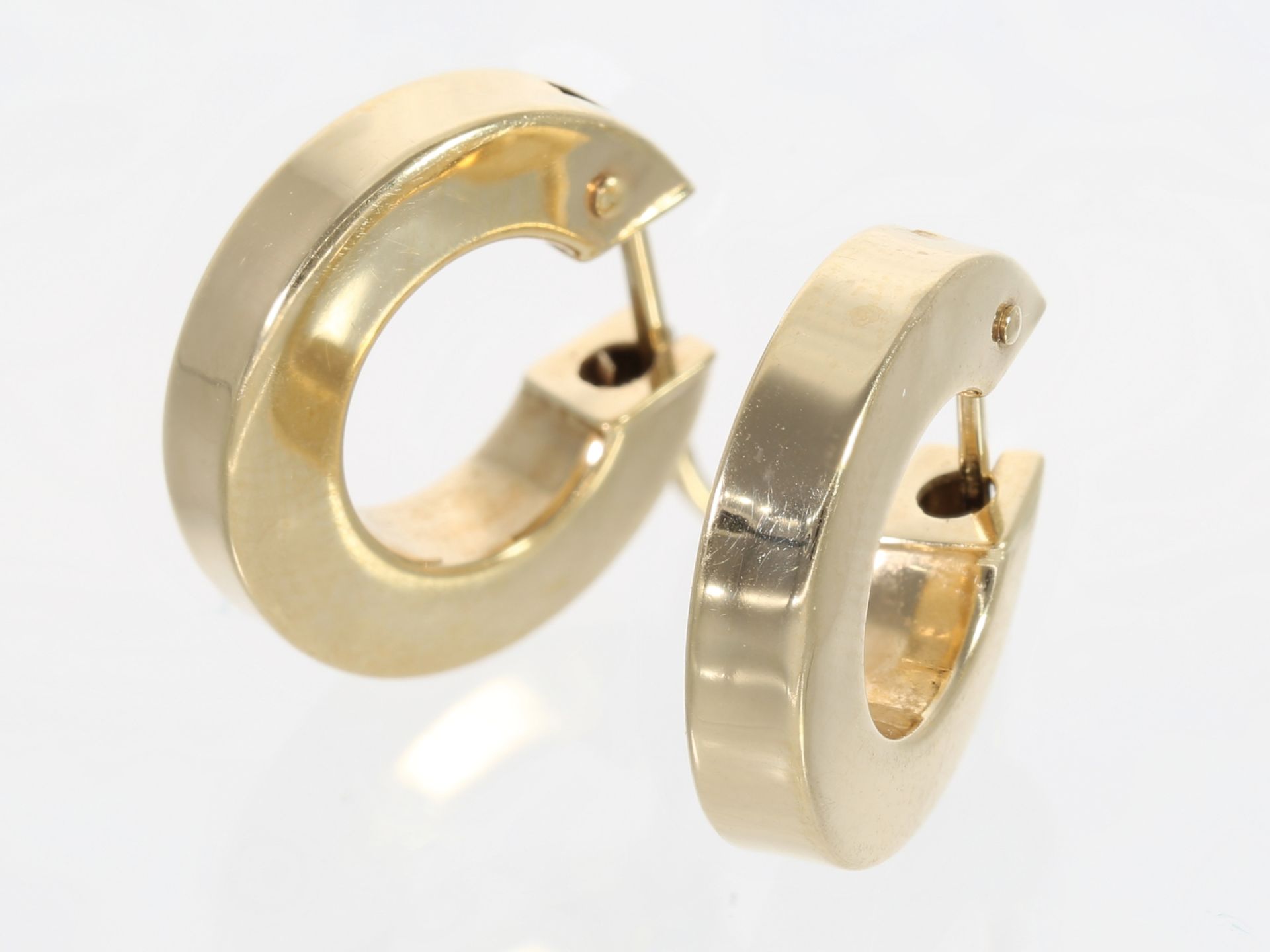 Ring/Ohrschmuck: Designer-Goldring sowie schöne goldene Creolen - Bild 4 aus 5