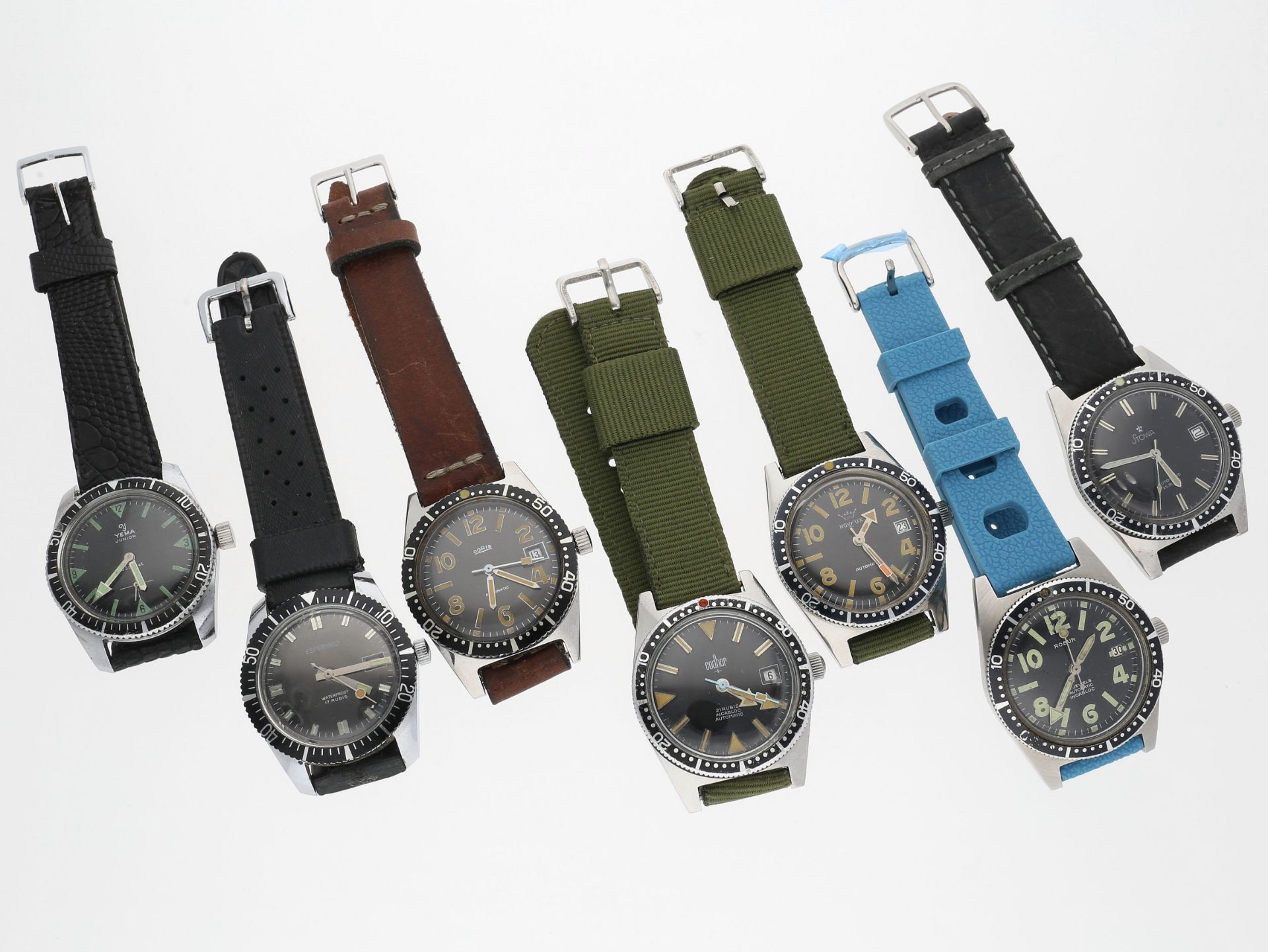 Armbanduhr: interessantes Konvolut vintage Sportuhren/Taucheruhren, unterschiedliche Hersteller