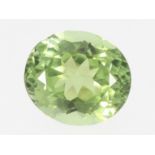 Turmalin: leuchtend grüner, wertvoller Turmalin im Ovalschliff, ca. 9,5ct