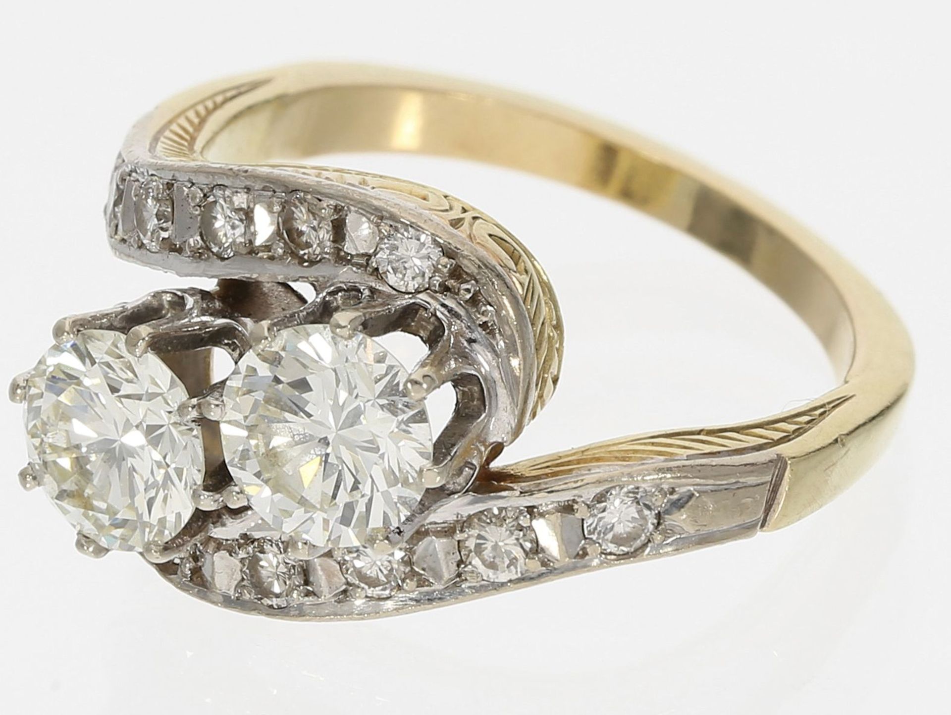 Ring: hochwertiger antiker Ring mit 2 Brillanten von jeweils ca. 0,75ct, 14K Gold - Bild 2 aus 2
