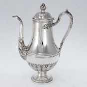 Klassizismus Kaffeekanne Robert Linzeler/Paris/Frankreich, um 1900. 950er Silber. Punzen: Her