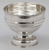 Obstschale / Fruit Bowl 800er Silber. Punzen: Herst.-Marke, 800. D. 20 cm. H. 17,5 cm. Gew.: