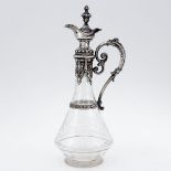 Historismus Karaffe Deutschland, um 1890. Silber. Glas. H. 34,8 cm. Gew.: 718 g (mit Glas). B