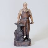 Große Figur: Fürst Bismarck als Schmied Fa. Abicht & Co., Ilmenau um 1900. Terrocotta, helle