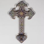 Emaille-Kreuz Historismus. Metall und Emaille. H. 38,2 cm. B. 23,2 cm. Verso mit Aufhängevor