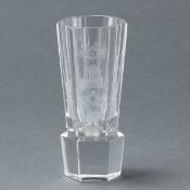 Logenglas sog. Kanone mit Freimaurermotiven 2. Hälfte 19. Jahrhundert. Farbloses Glas, 6fach