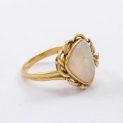 Dekorativer Opal-Ring