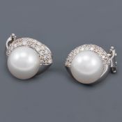 Paar Brillant-Ohrringe mit Perlen