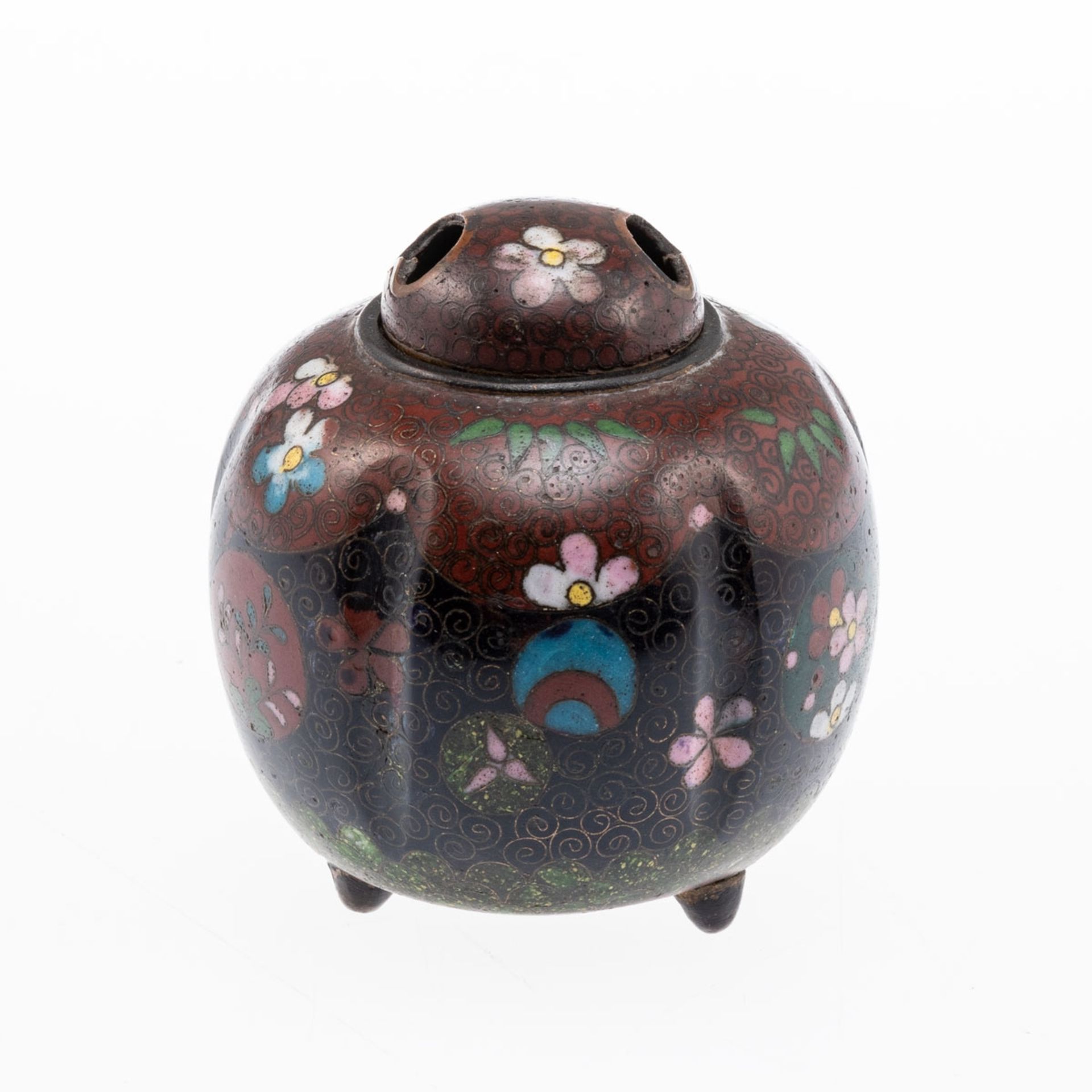 Kleine Cloisonné-Deckelvase, Japan um 1900