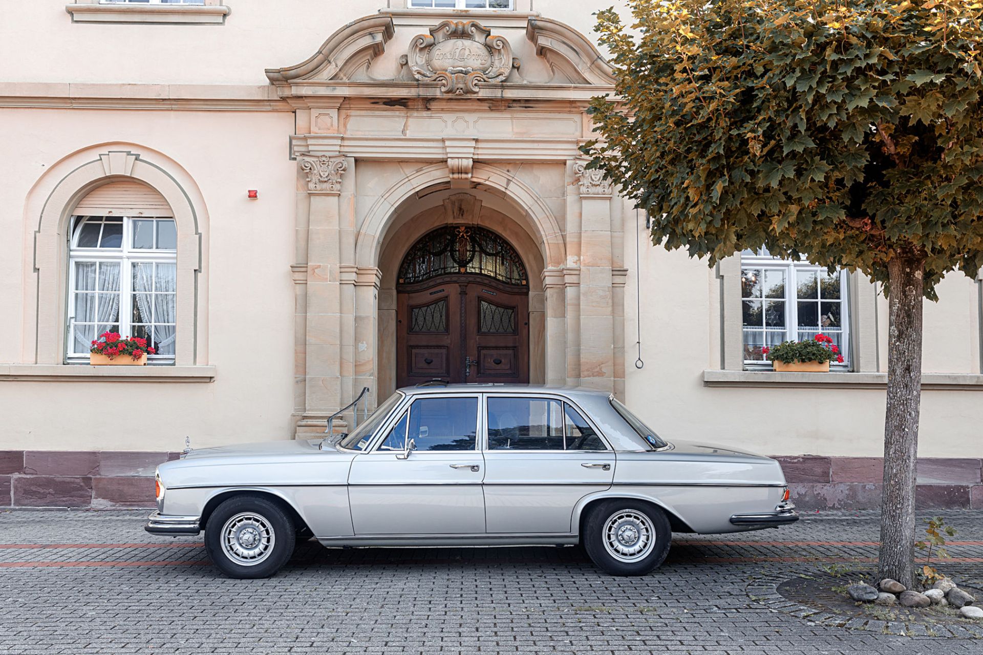 Mercedes 280 SE/8 Baureihe W 108 - Bild 7 aus 18