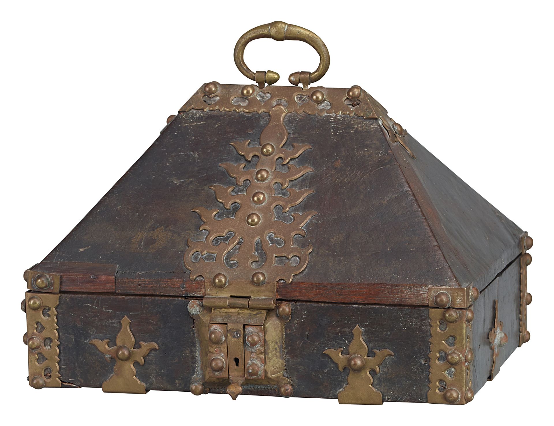 Indian chest with roof-shaped lid