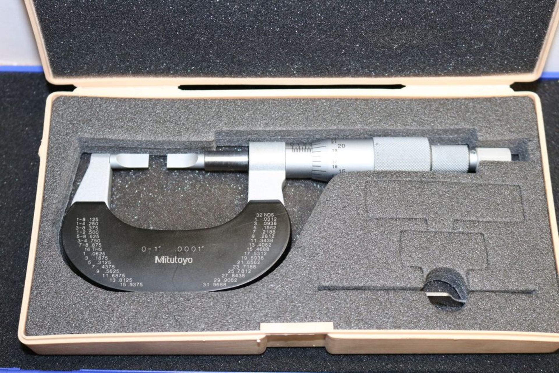 Mitutoyo Blade Micrometer 0 - 1" and Fowler Blade Micrometer 1" - 2" - Image 4 of 4