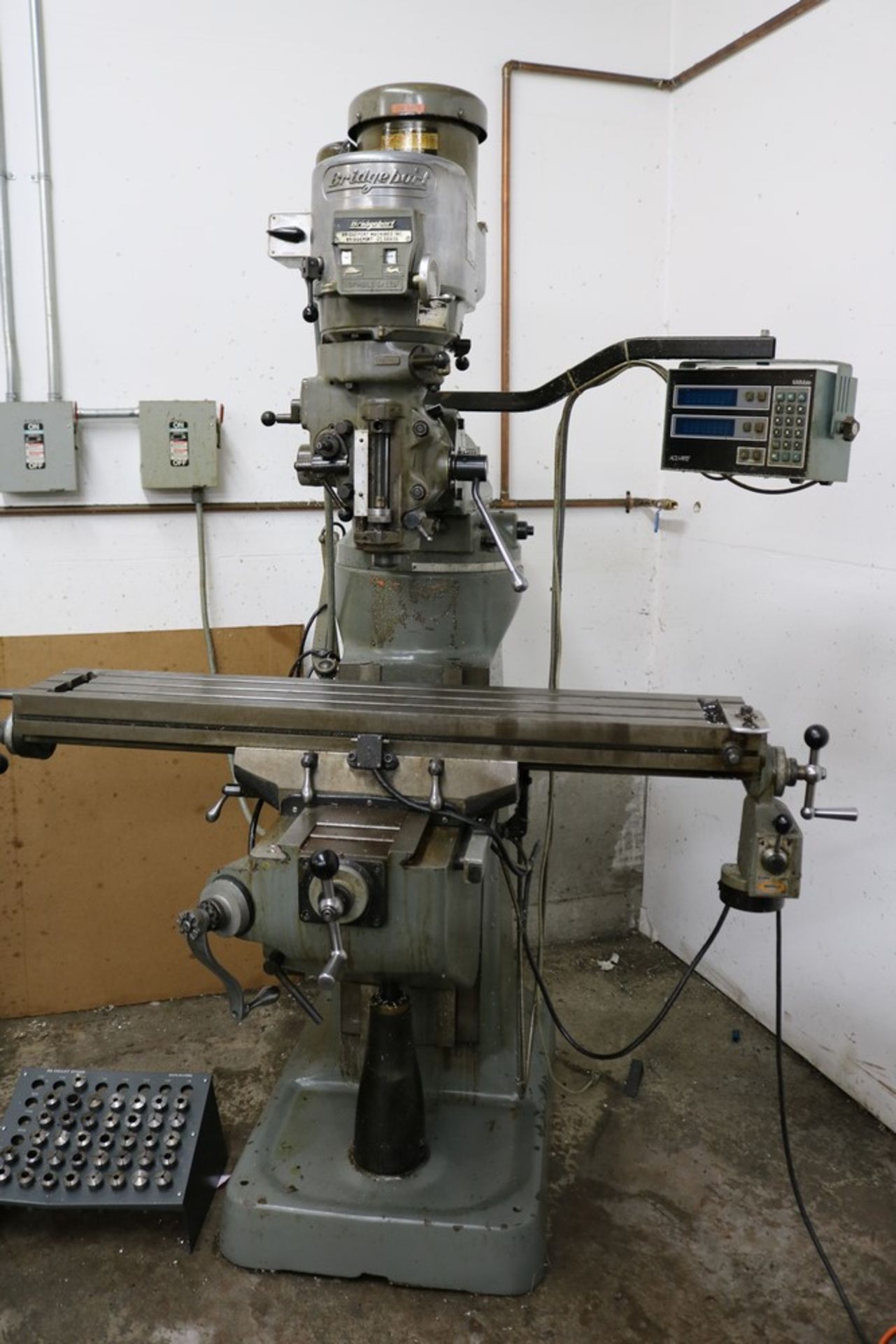 Bridgeport Knee Mill 2 HP with X Axis Servo and Acu-Rite Mill Mate DRO, 19" x 48" Table, Includes R8 - Image 2 of 7