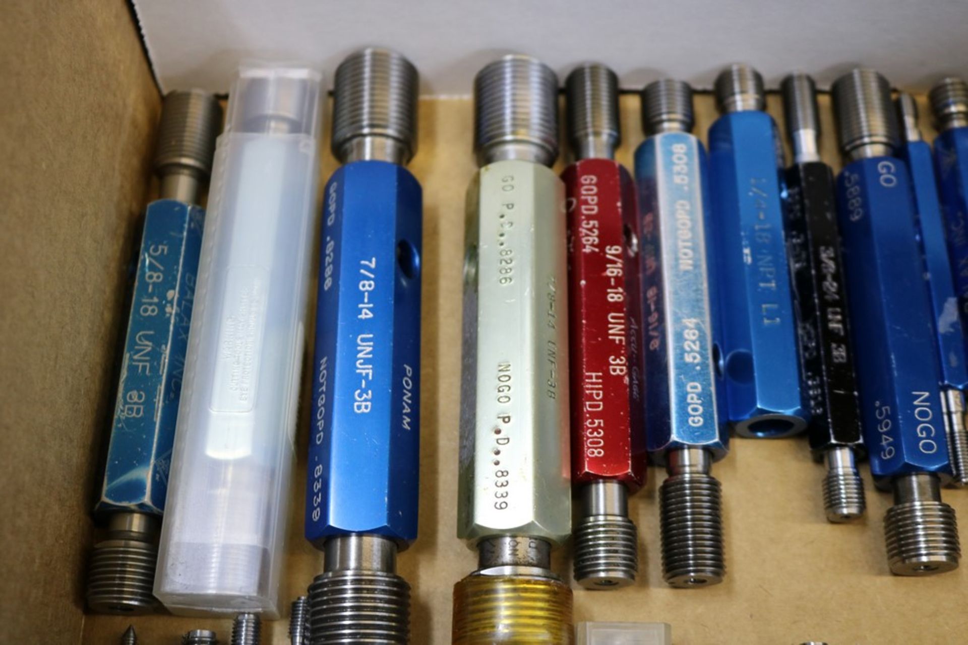 Box of Various Size Internal Thread Gages - Image 5 of 5