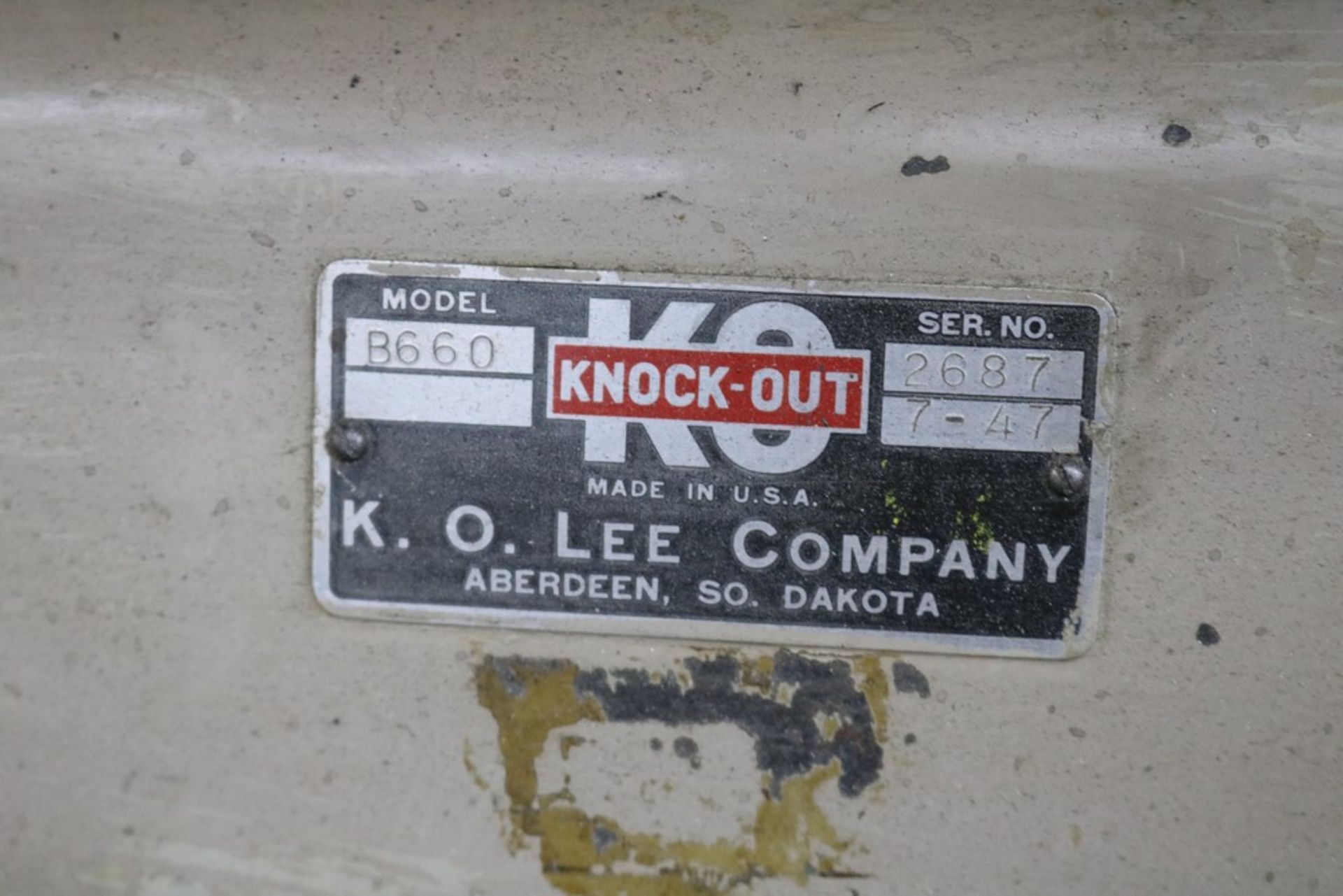 K.O. Lee Knock Out Grinder, Model B660 - Image 7 of 8