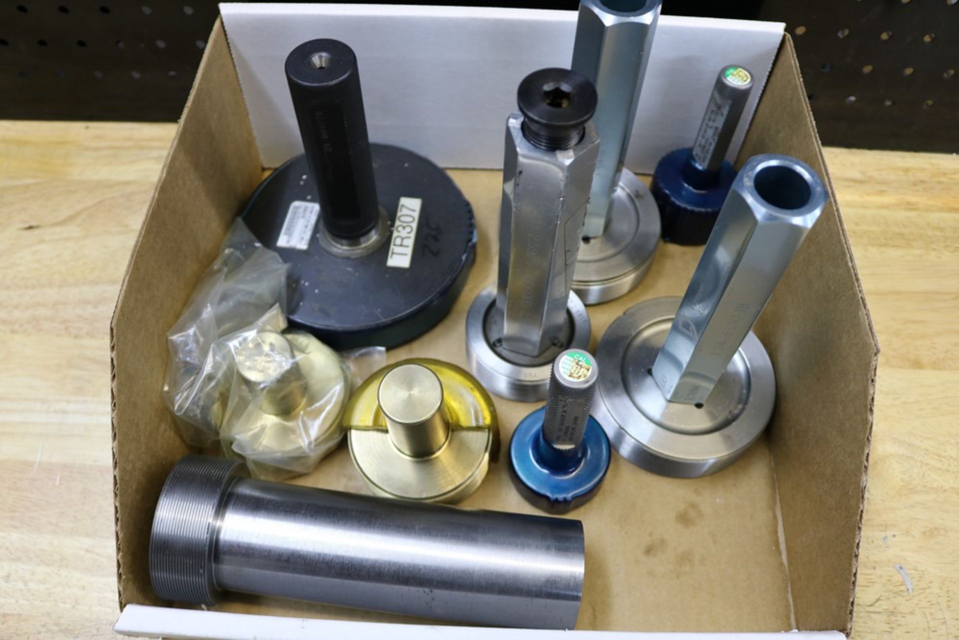 Box of Various Large Internal Thread Gages - Image 2 of 3