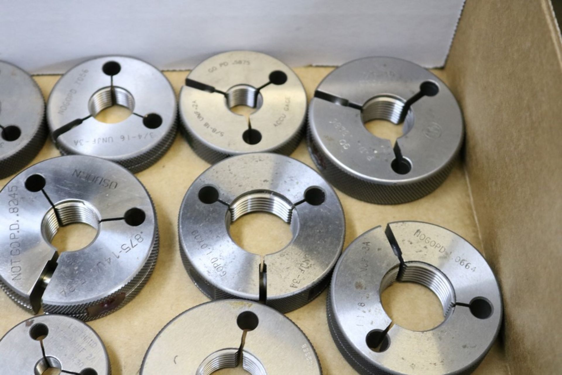 Box of Various Size Thread Ring Gages - Image 4 of 6