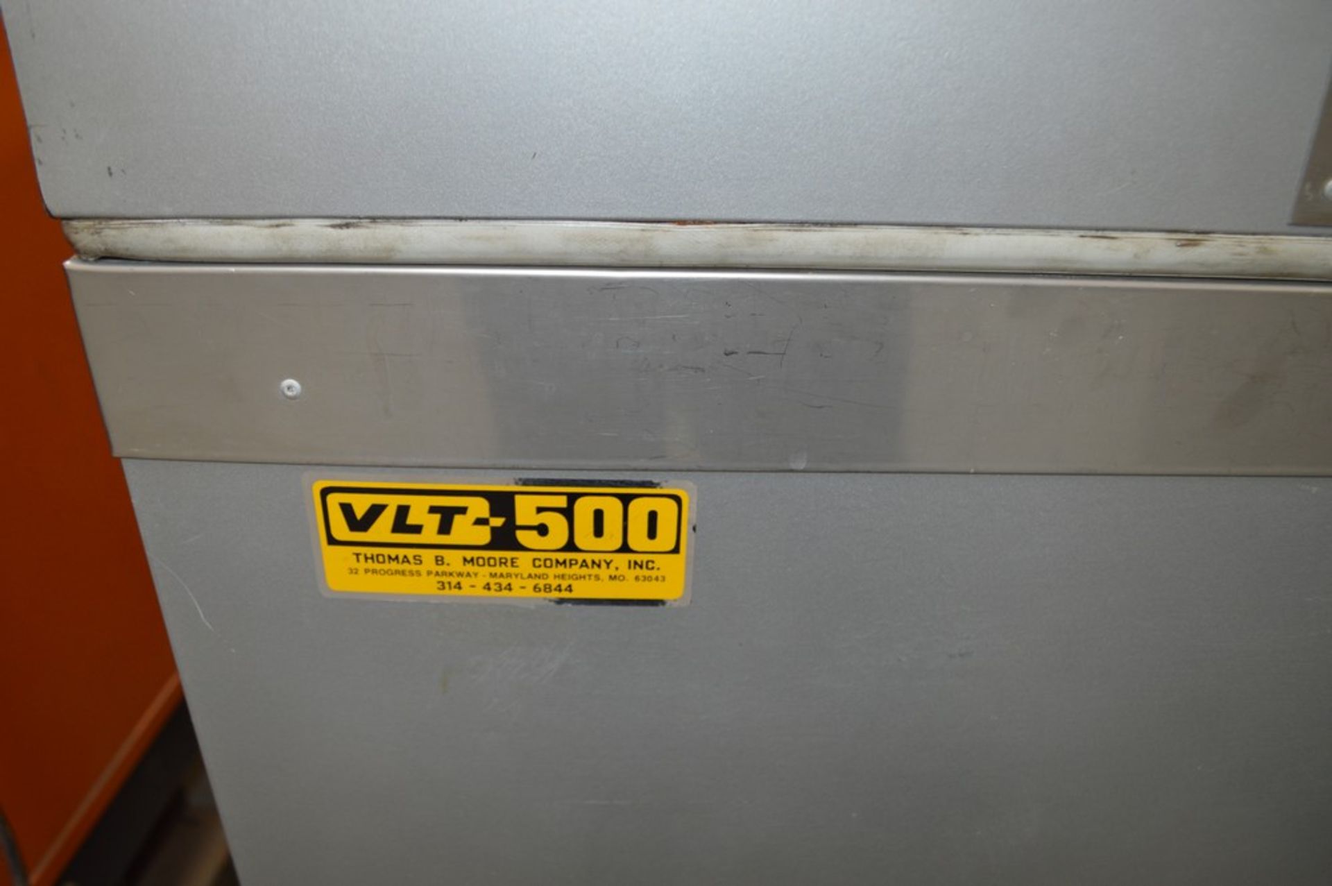 VTL-500 Dry Ice Deep Freezer, internal tub 16 1/2 x 26 1/4" x 19 1/2" deep with extra metal jacketed - Image 3 of 5