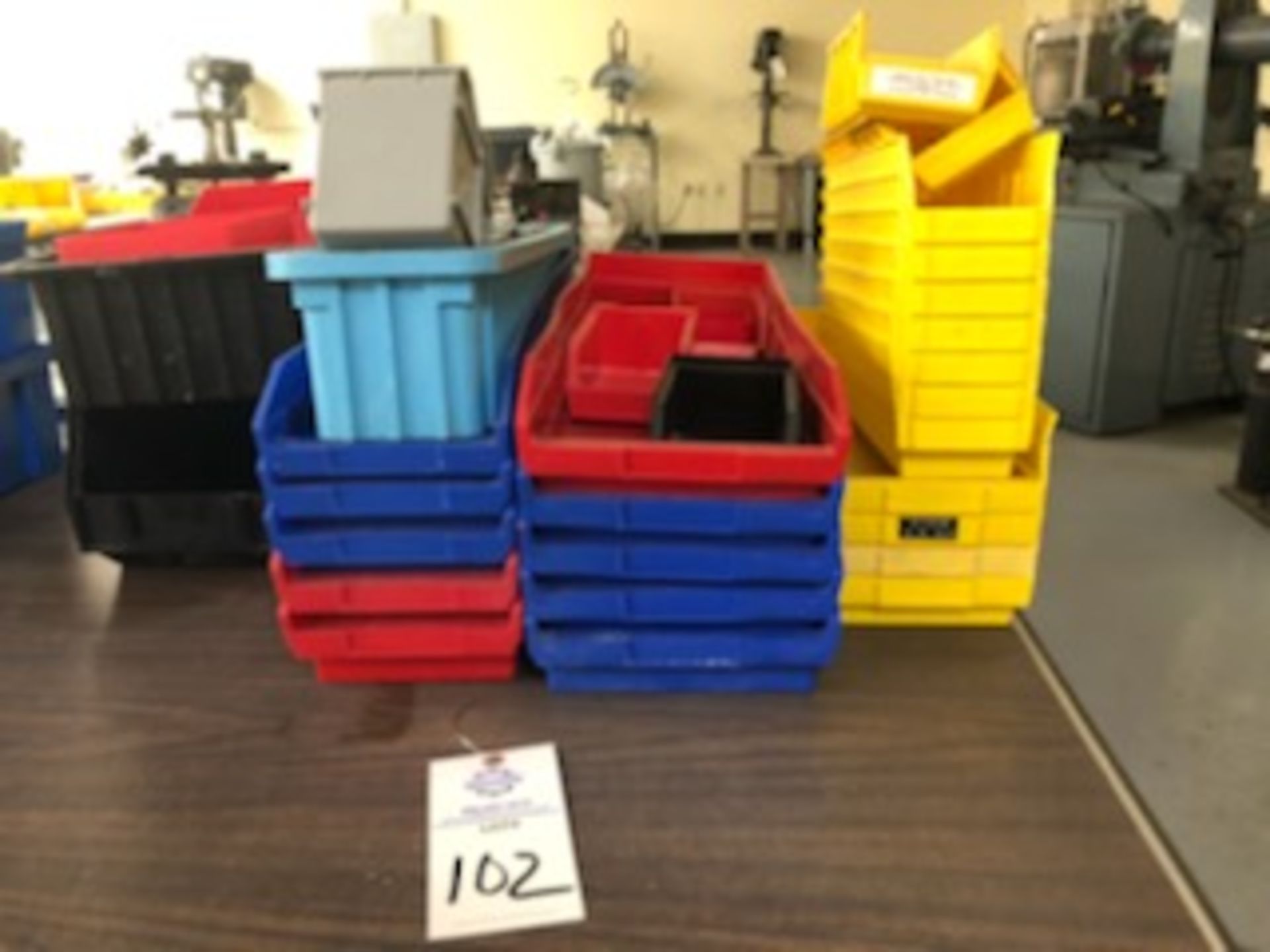 Assorted hard plastic parts bins in various sizes - Image 4 of 4