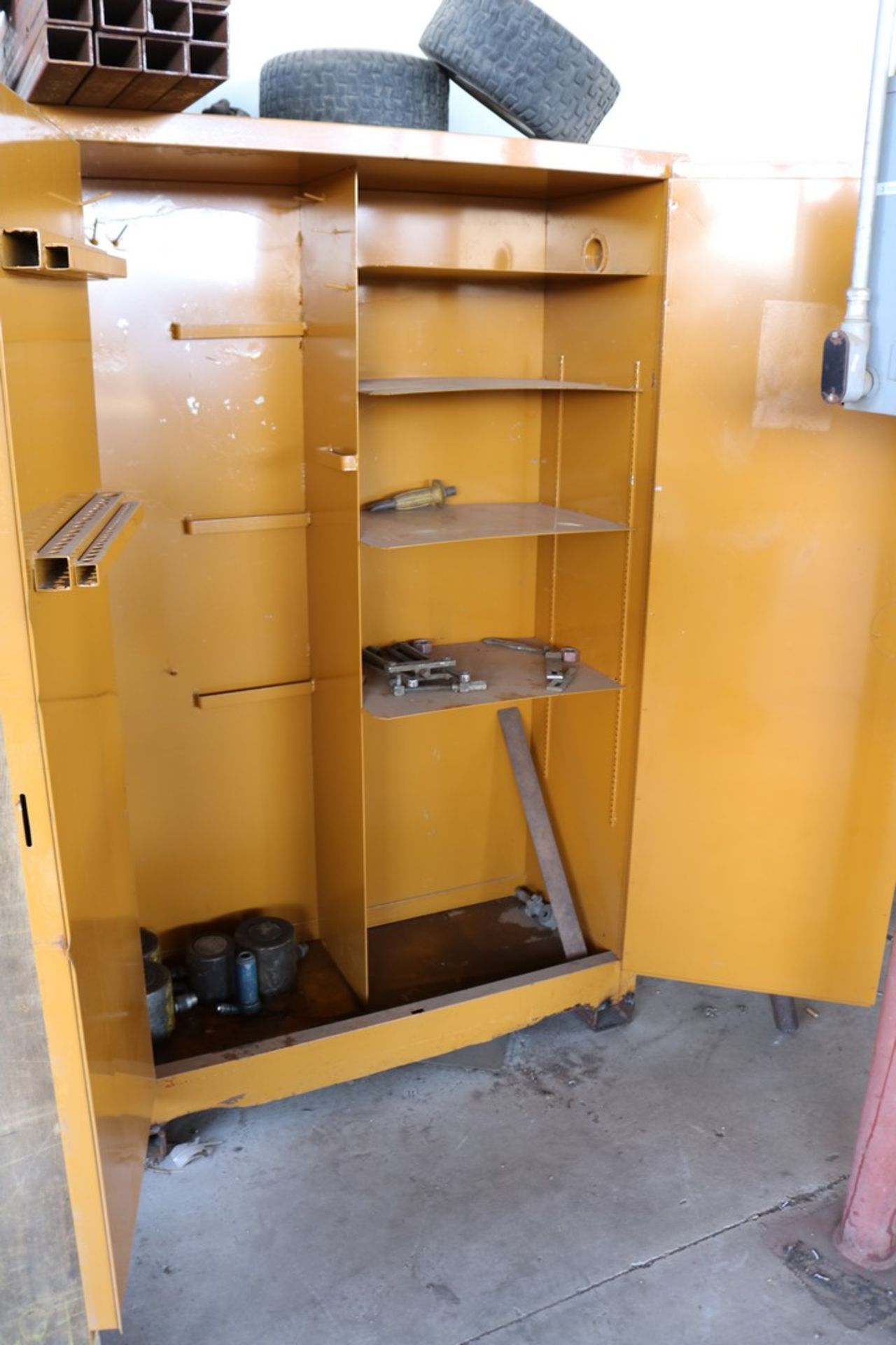 fire cabinet w/ contents for power pack - Image 2 of 4