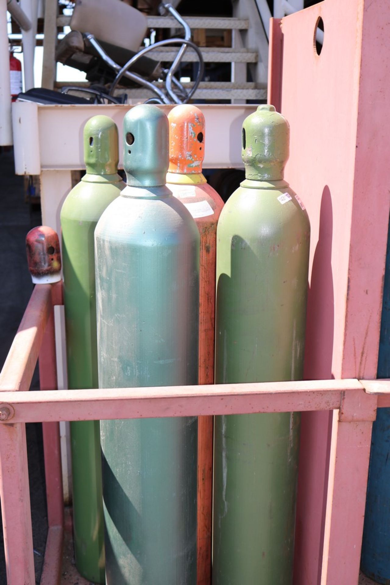 (1) nitrogen bottle, (4) 75/25 mixed gas bottles, (3) oxygen bottles. All bottles full - Image 2 of 3