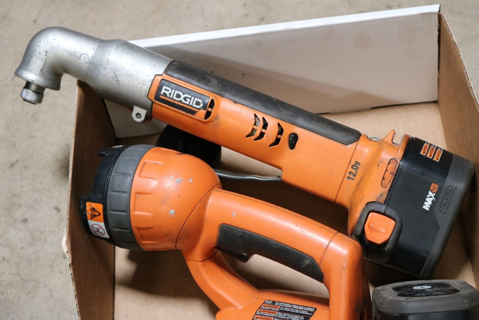 ridgid angle impact drill, ridgid r844 jig saw, ridgid flashlight w/ 2 batteries, no charger - Image 2 of 4