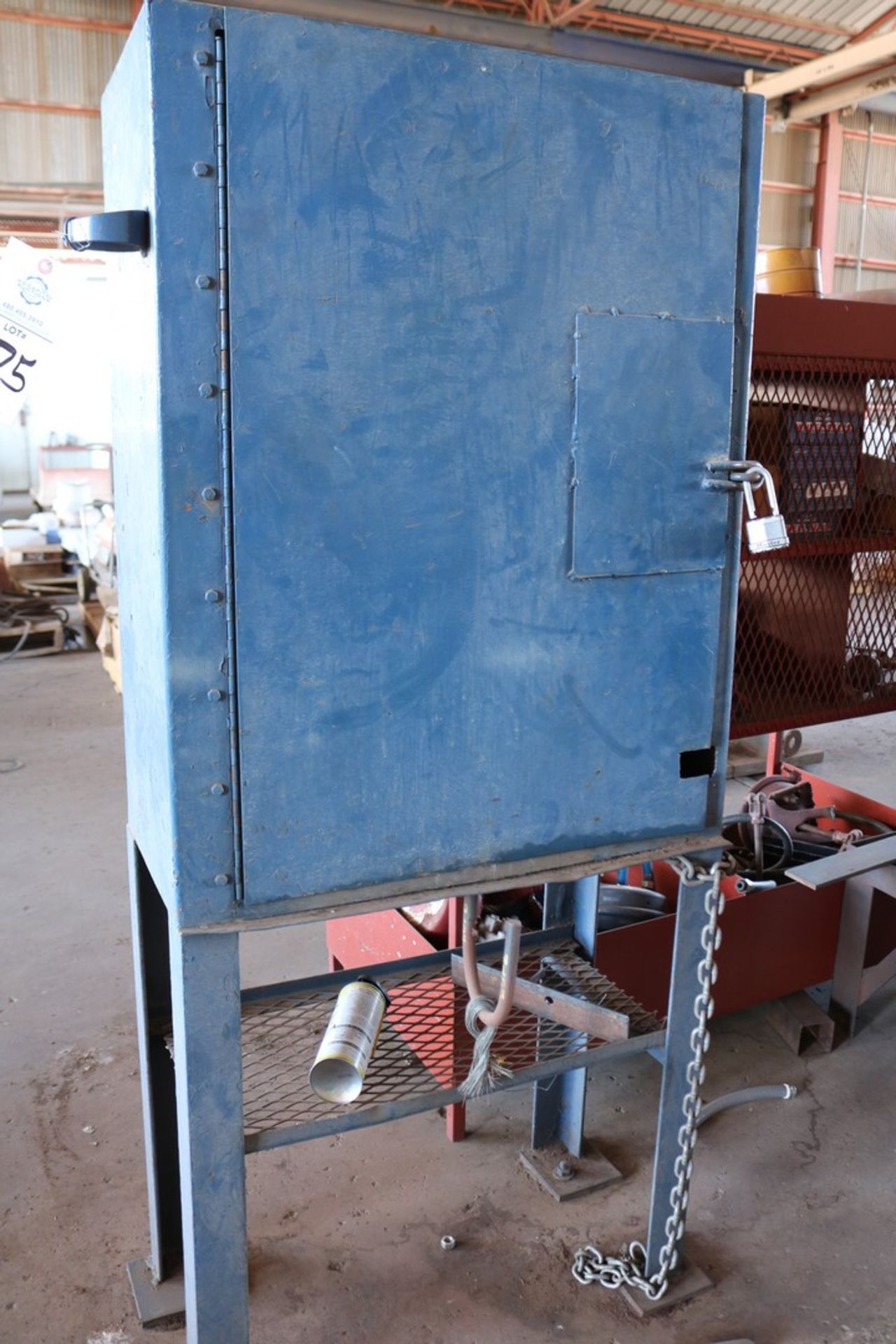 blue cabinet lock box w/ regulator and hose