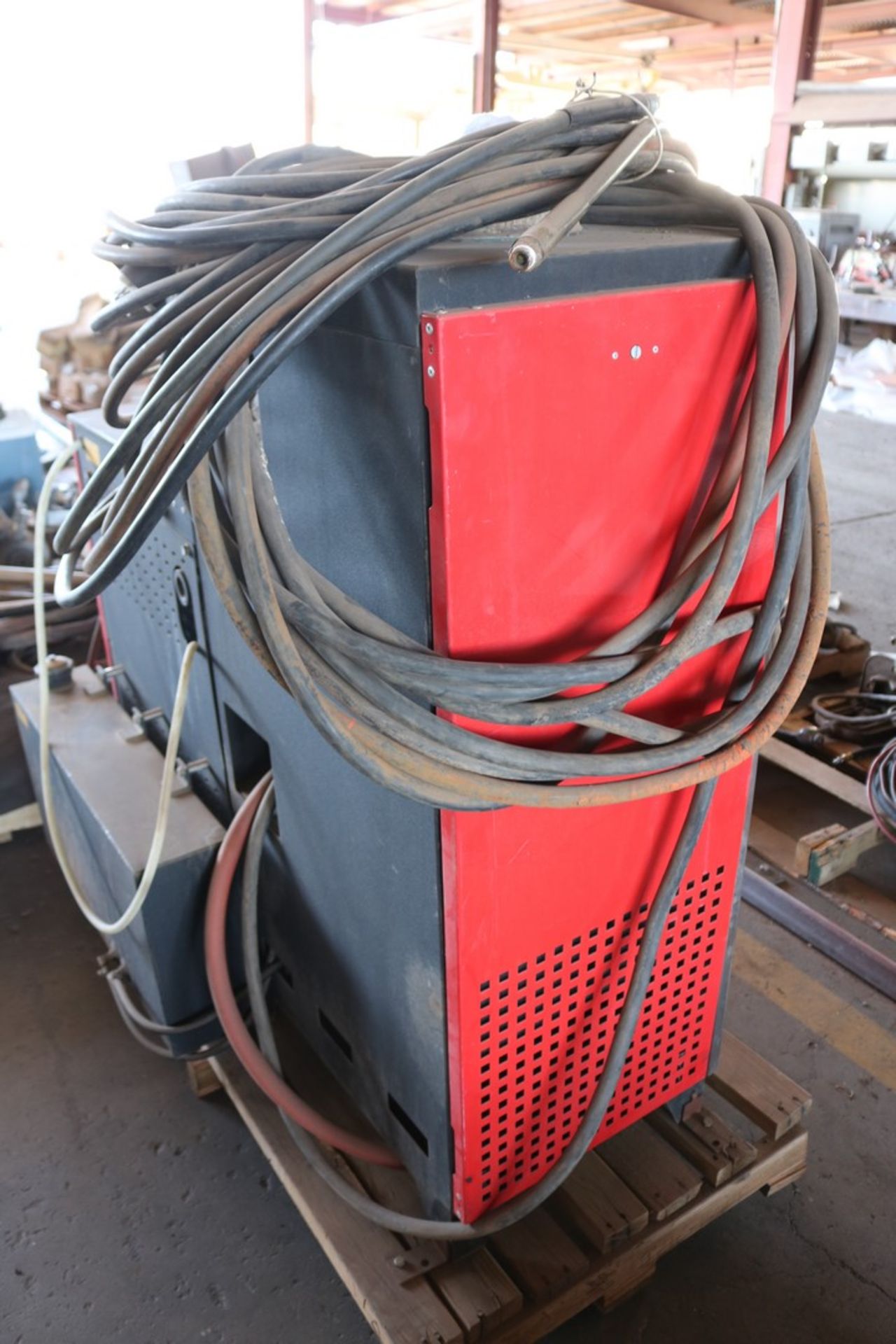 Hotsy pressure washer 900/1400 diesel burner, electrically ran, steam cleaner, needs controller - Image 4 of 4