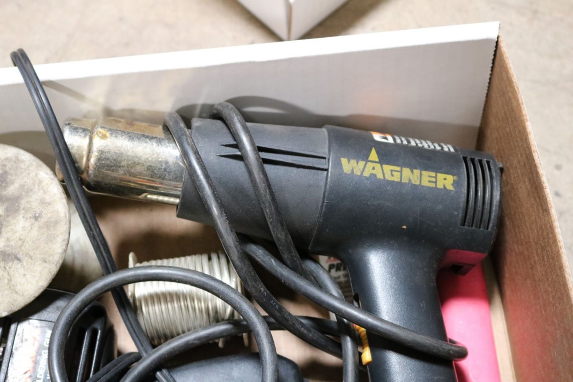 radio shack heat soldering gun w/ solder and wagner heat shrink gun w/ material - Image 3 of 3
