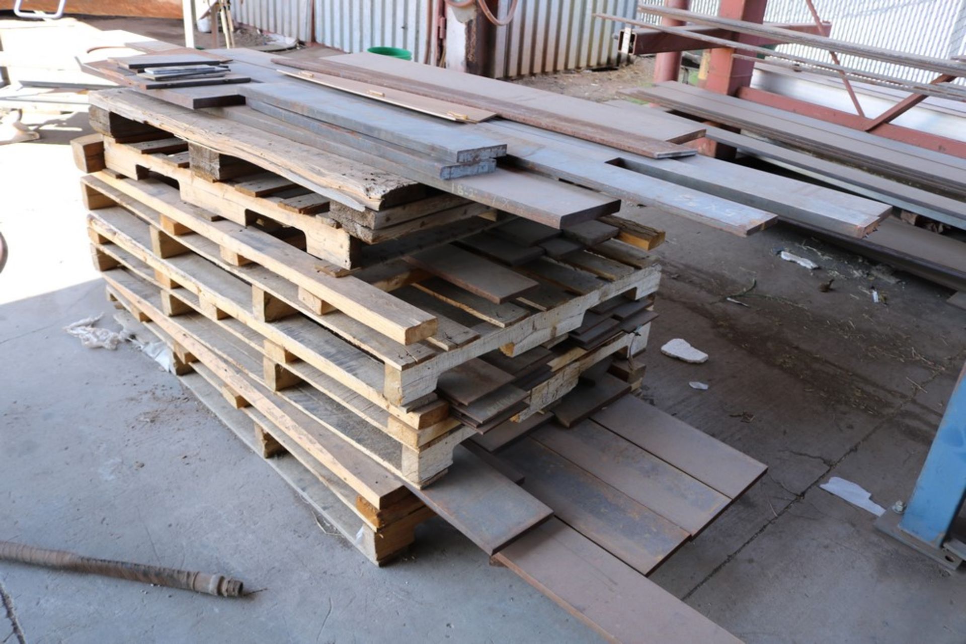 5 tier material rack including material approx 20' long, including pallets of material - Image 9 of 9