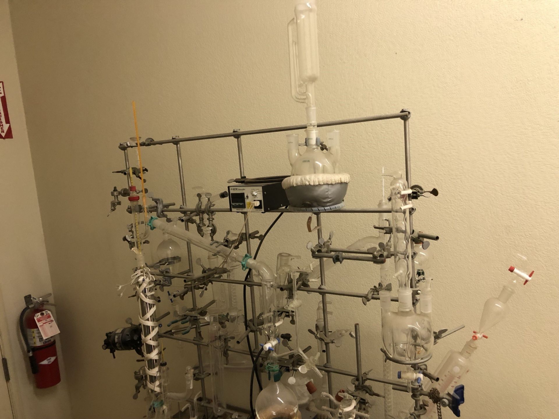 Refrac Systems Custom Chemical Process Rack with 24/40 ground glass systems (too many to fully - Image 18 of 22