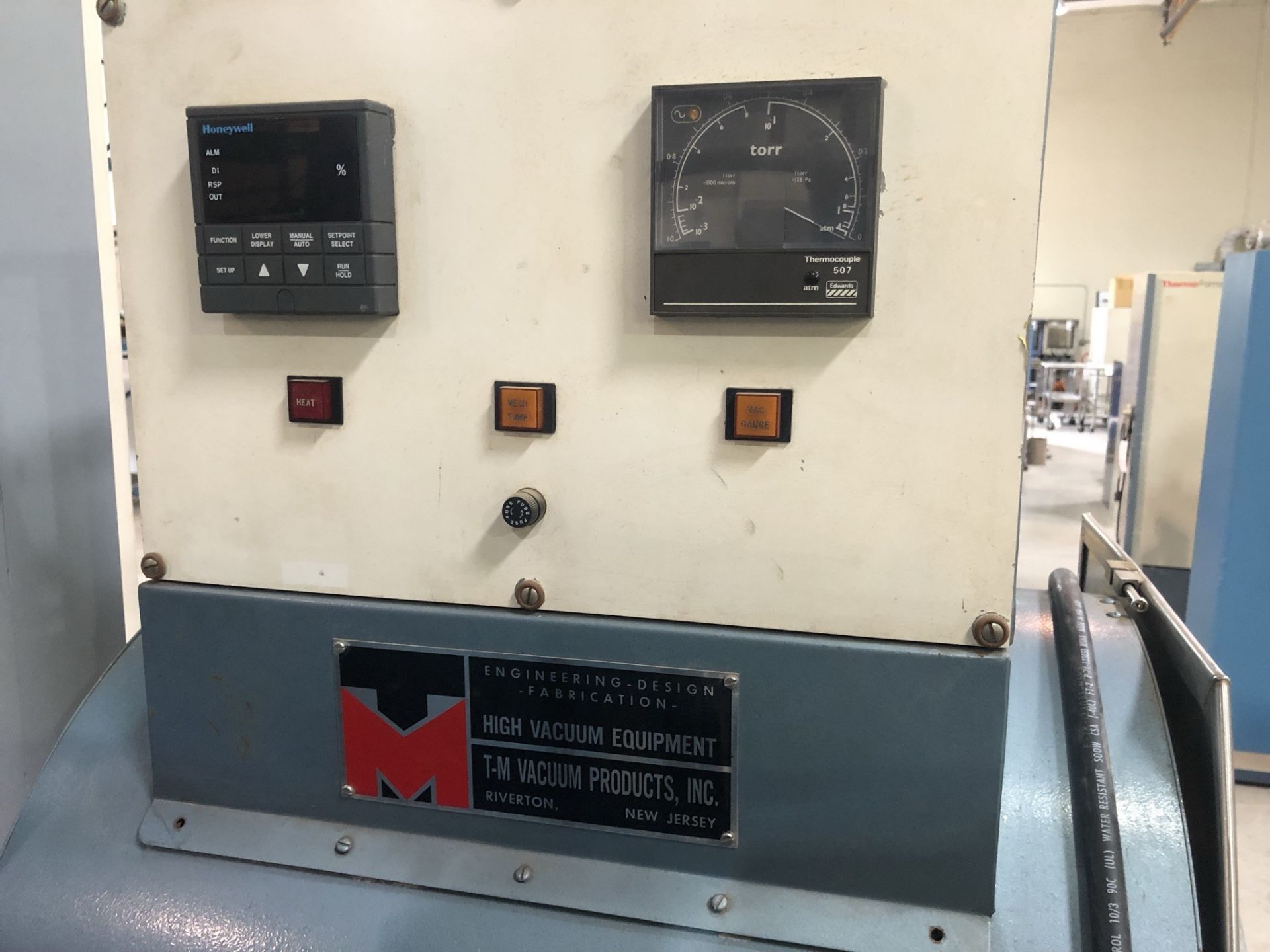 TM Vacuum drying oven and Ante chamber (see detail PDF and Lot 142) - Image 2 of 11