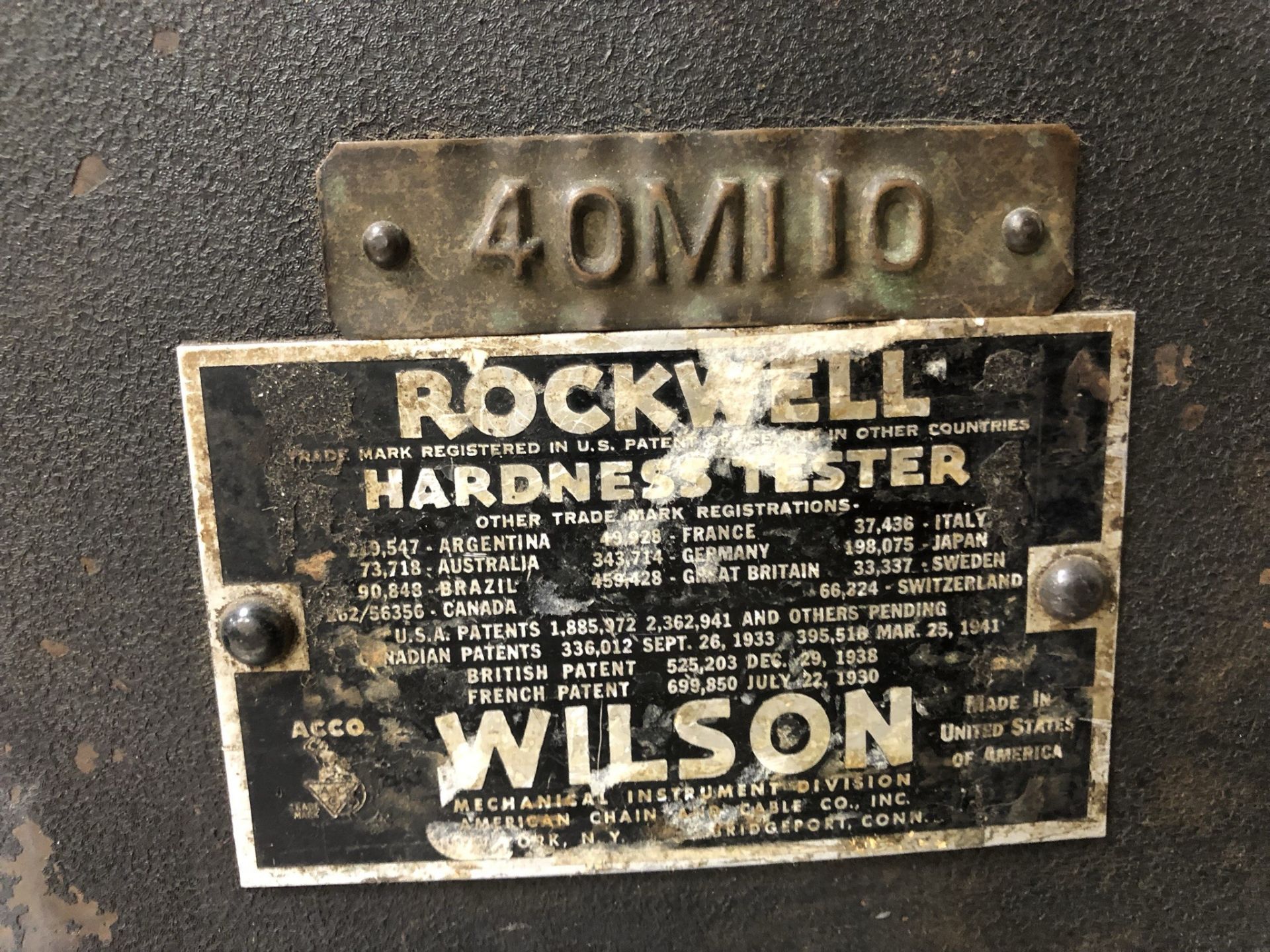 Wilson Model 5 JR BB Hardness Tester with 2 sets of weights, roller cart not included. - Image 2 of 10