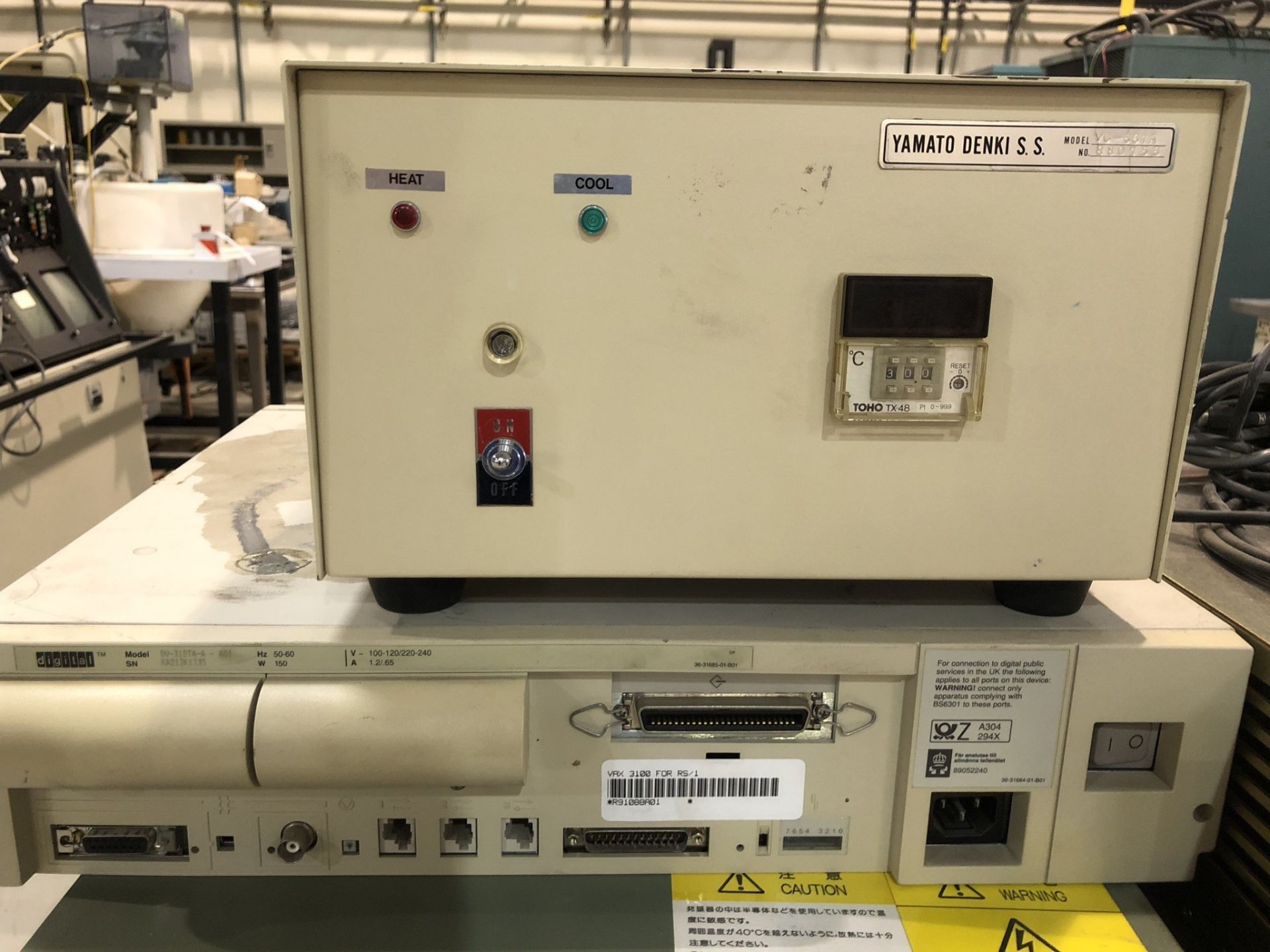 Leeds and Northrup 1300 process programmer, Dunnigan Corp Model 4501A Accelerometer, Commonwealth - Image 2 of 11