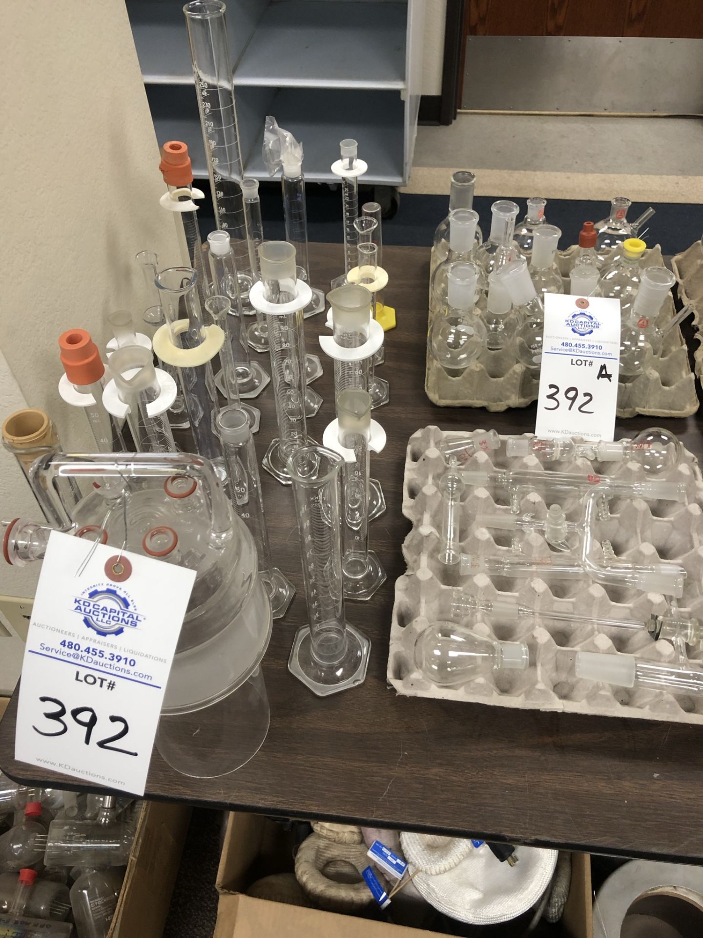 Lot of Misc. Lab Glassware: Mostly Graduated Cylinders, Lot of Misc Lab Glassware:14/20 boiling