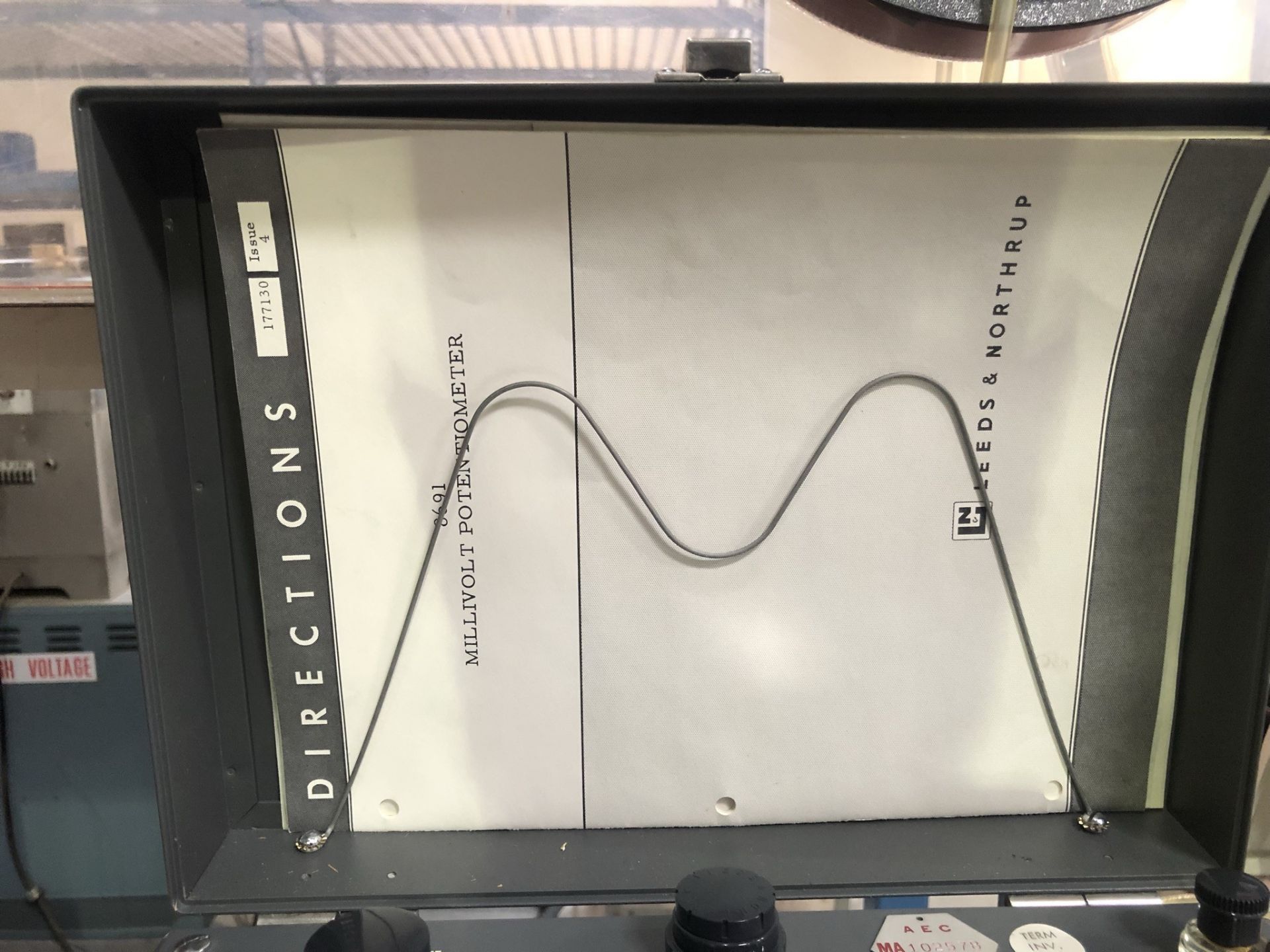 Fluke model 2200 B datalogger, Doric model 245 datalogger, Leed and Northrup millivolt - Image 9 of 12