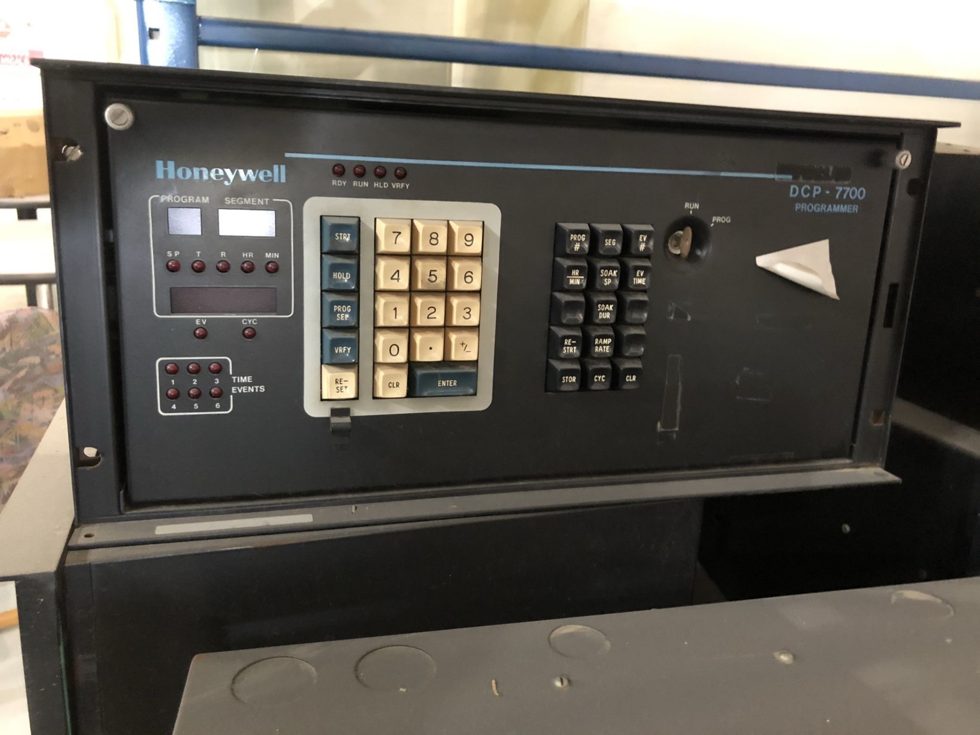 Lot of used Honeywell DCP 7700 microprocessor based furnace control systems. - Image 3 of 3