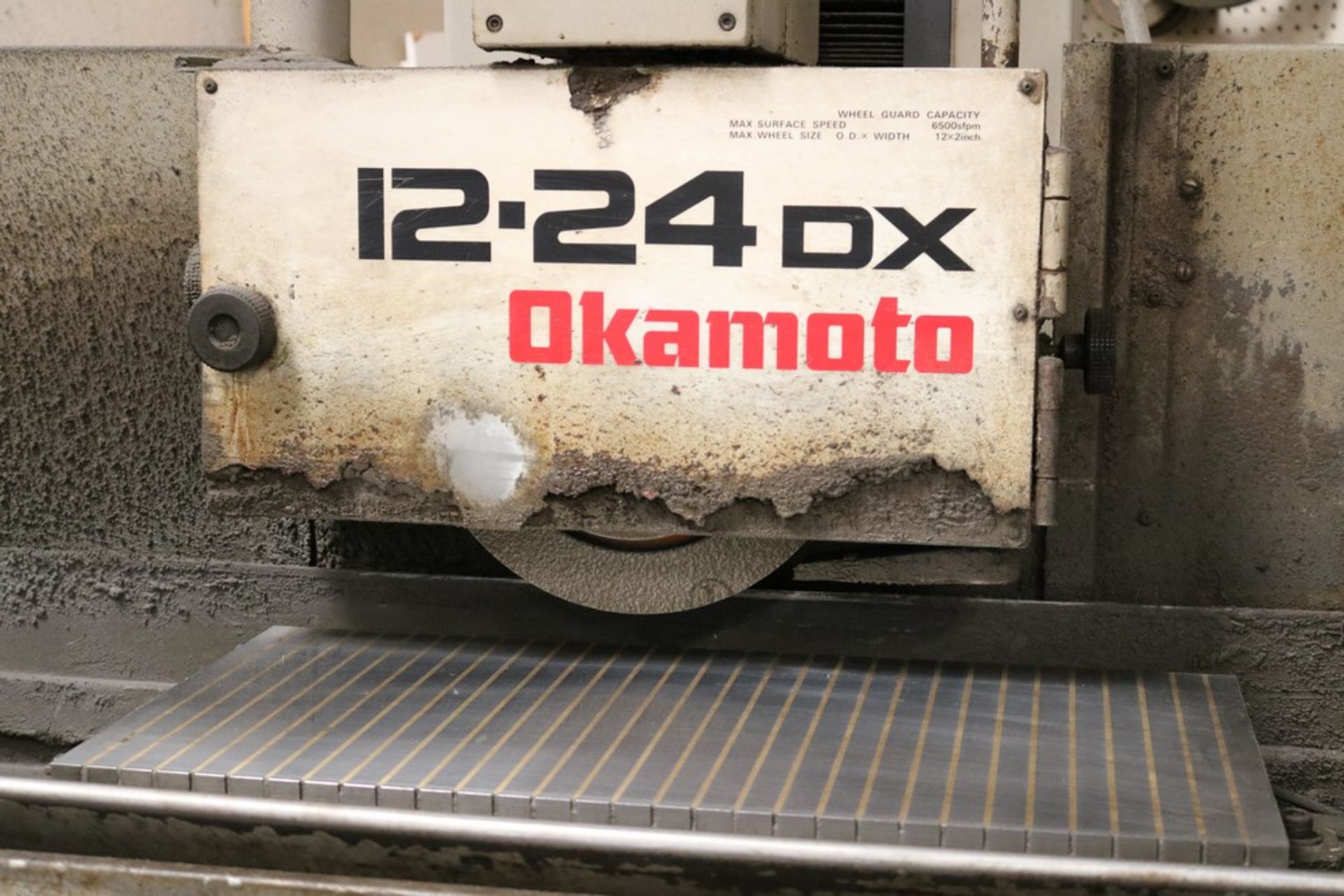 Okamoto 12-24 DX Surface Grinder, Model ACC1224 DX. Table Size: 12" x 24", Longitudinal Table - Image 3 of 9